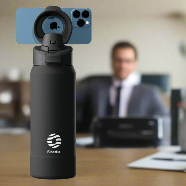 MagBot Smart Water Bottle: Hydrate, Create, and Connect with Ease
